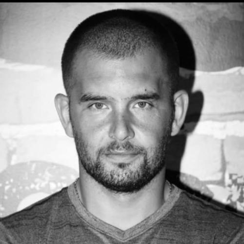 אנדרי טונקוי 