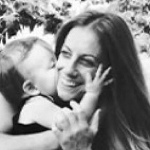 סימונה לואיס