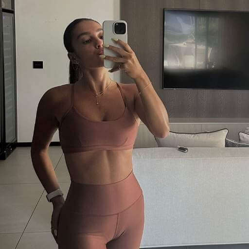 הילה אברג׳יל