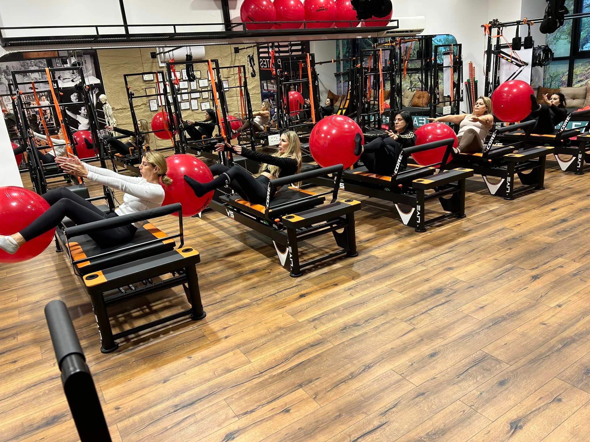 אריאנה בן עמי סטודיו מקצועי לפילאטיס 