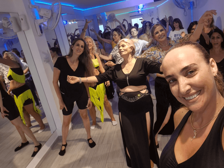 סטודיו לריקוד מהבטן ומהנשמה☆ ריקוד שנות ה80☆ יפית כהן ☆