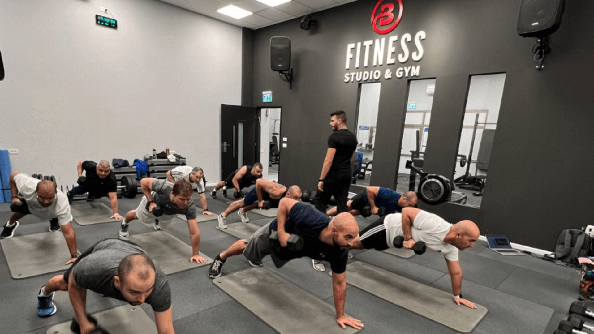 חדר כושר וסטודיו