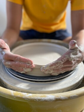 Color & Clay Studio 