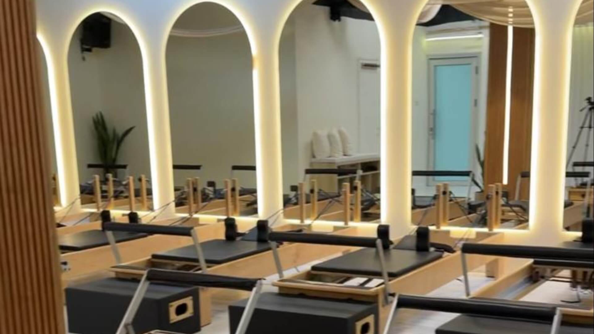  | Hava buzaglo movement  wellness studio 