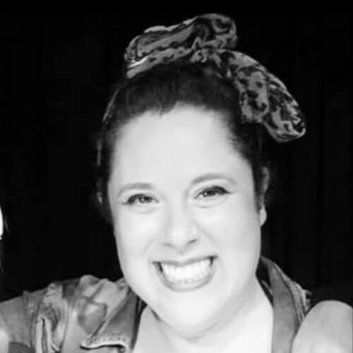 לימור פיגל - מורה לפיתוח קול | lee