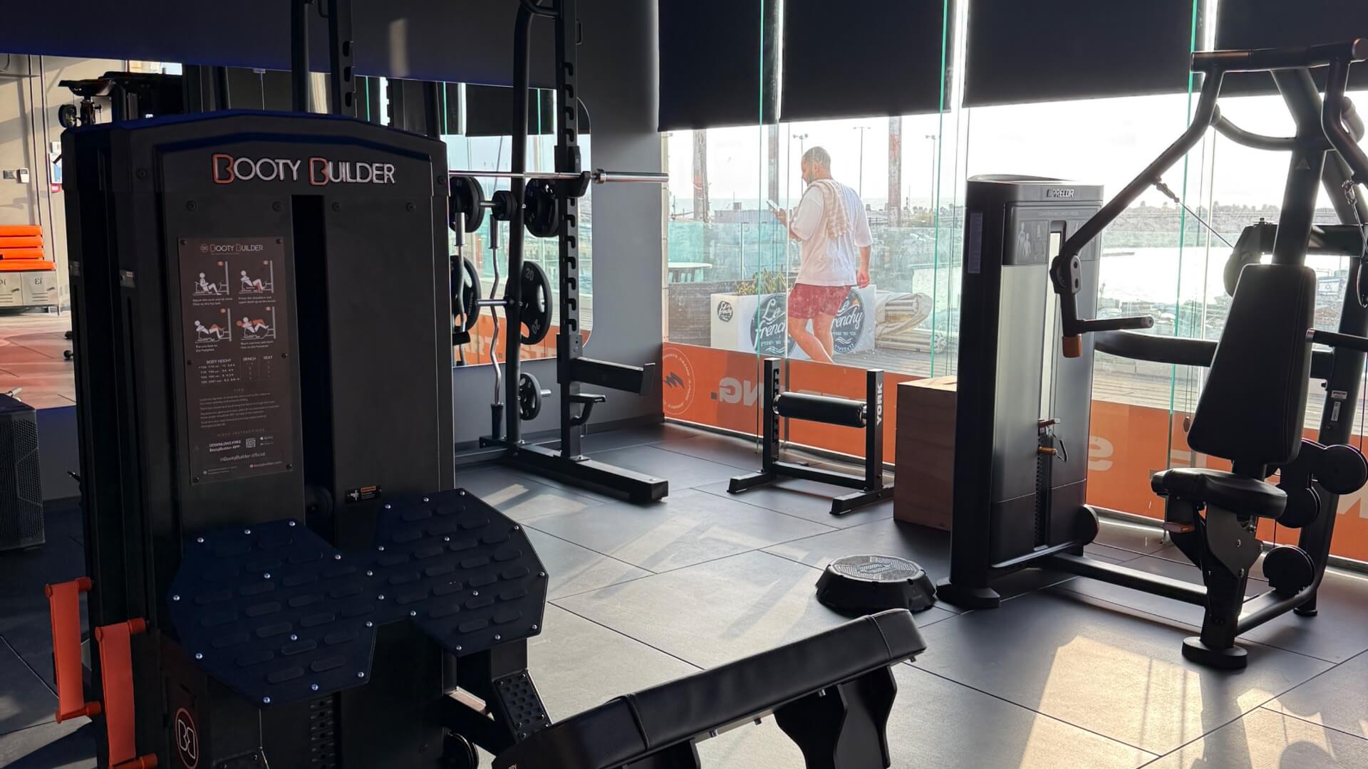 מינימל בודי בע״מ 